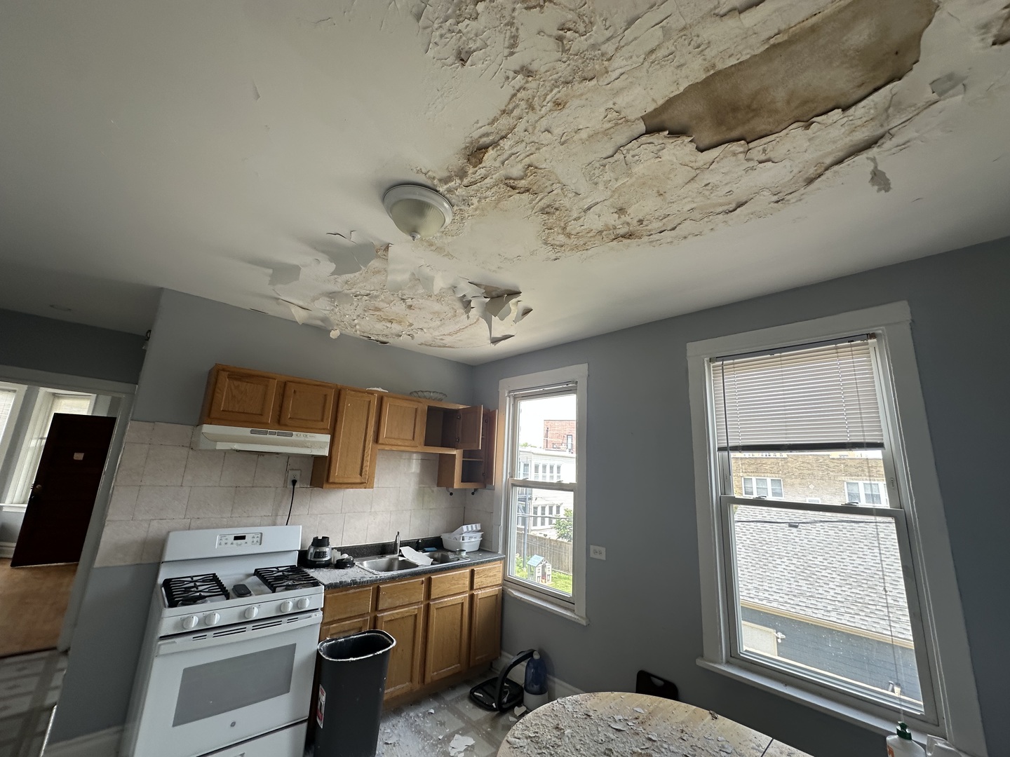 2527 West Argyle Street Chicago IL 60625