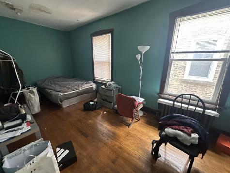 2527 West Argyle Street Chicago IL 60625