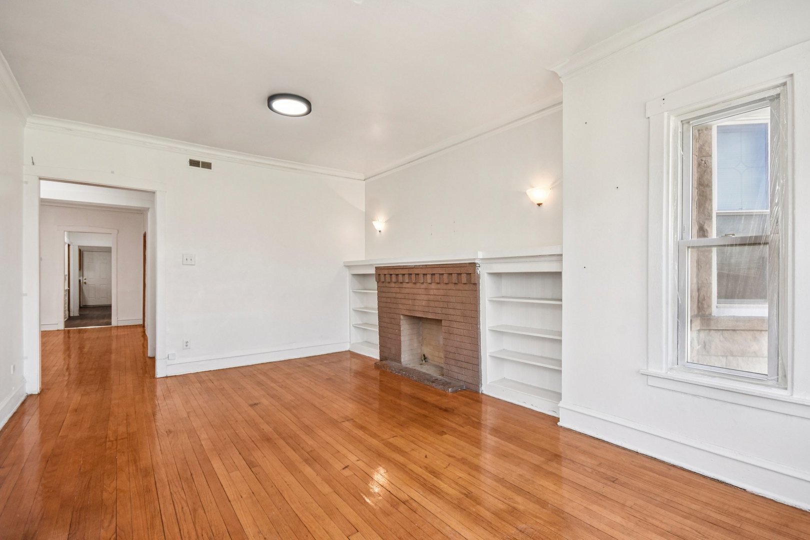 412 North Pine Avenue Chicago IL 60644