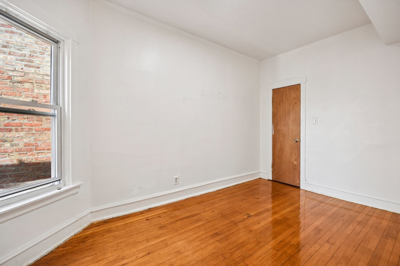 412 North Pine Avenue Chicago IL 60644