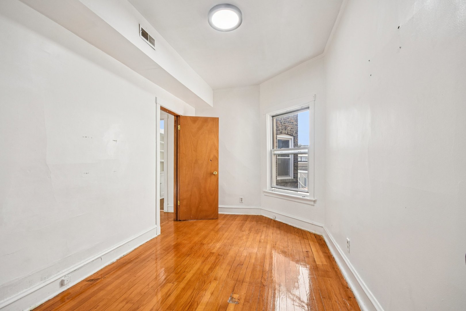 412 North Pine Avenue Chicago IL 60644