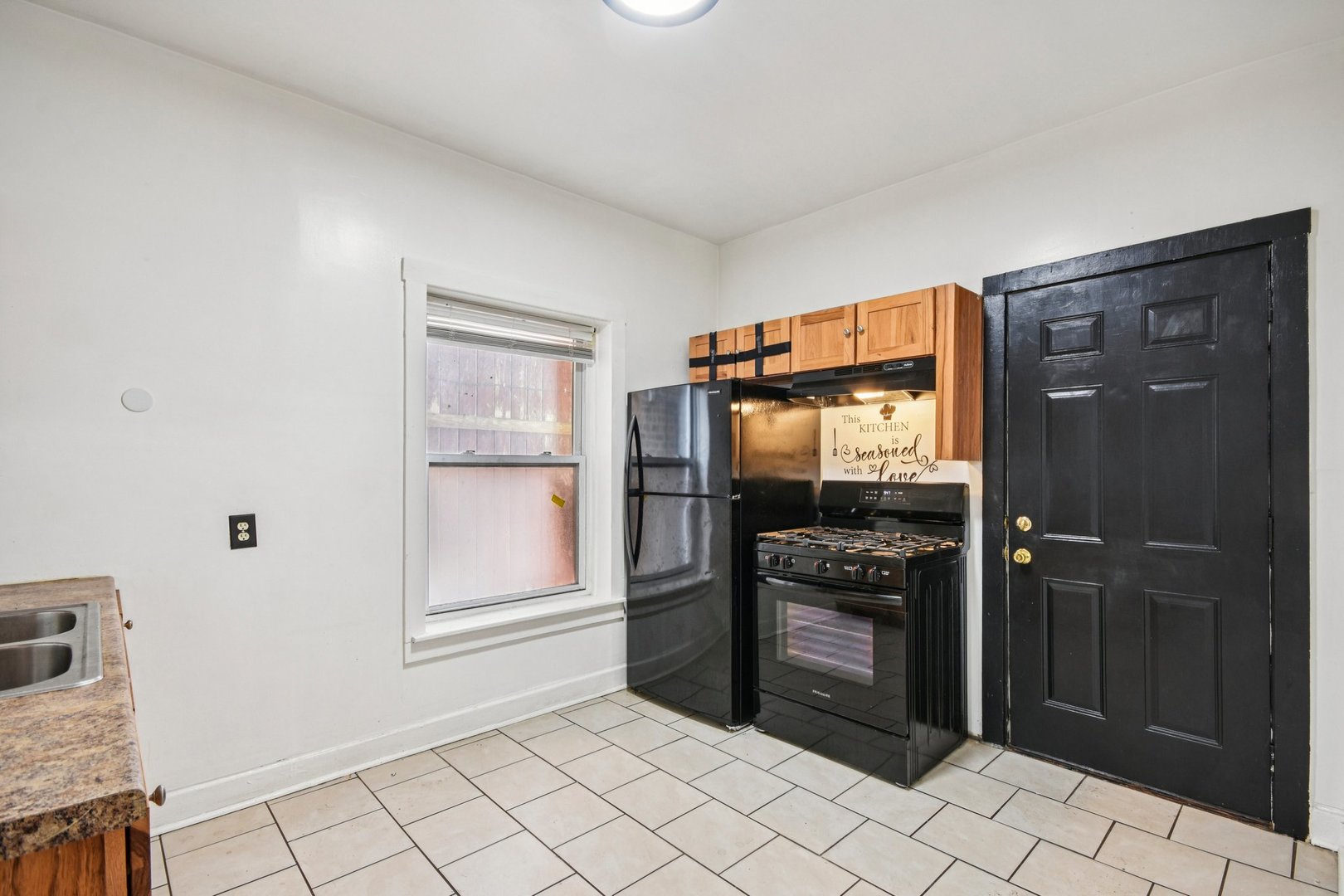 412 North Pine Avenue Chicago IL 60644