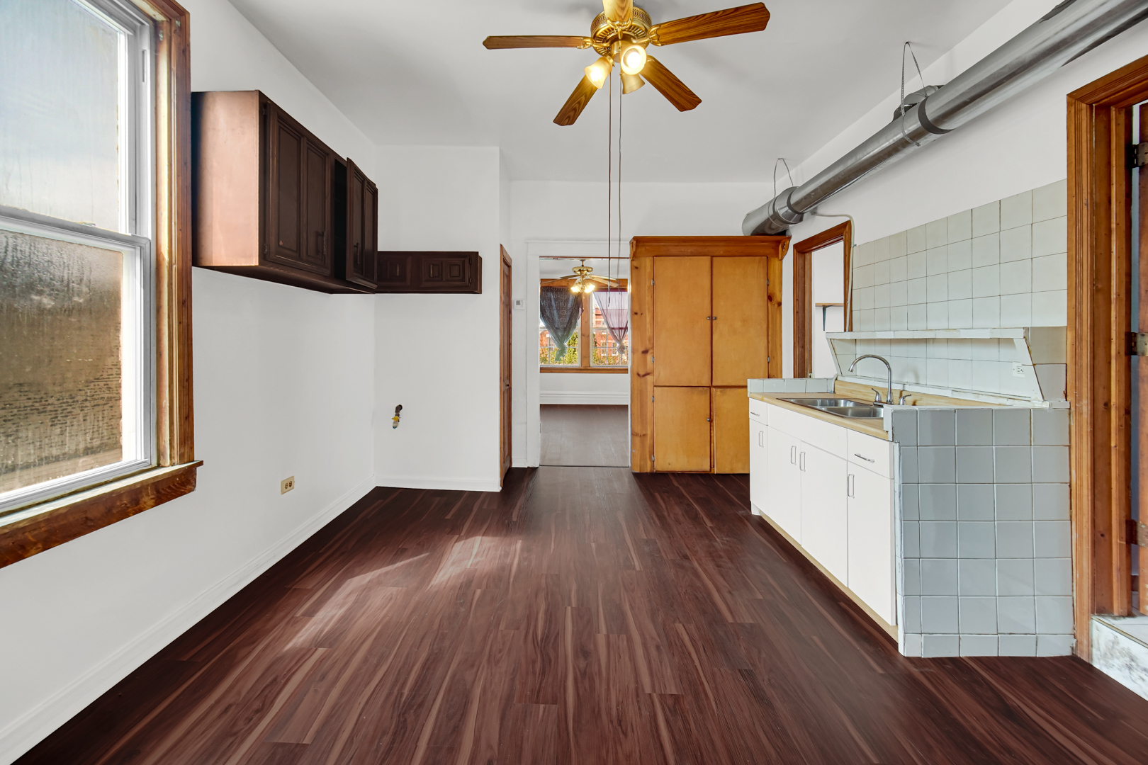 2631 South Sawyer Avenue Chicago IL 60623