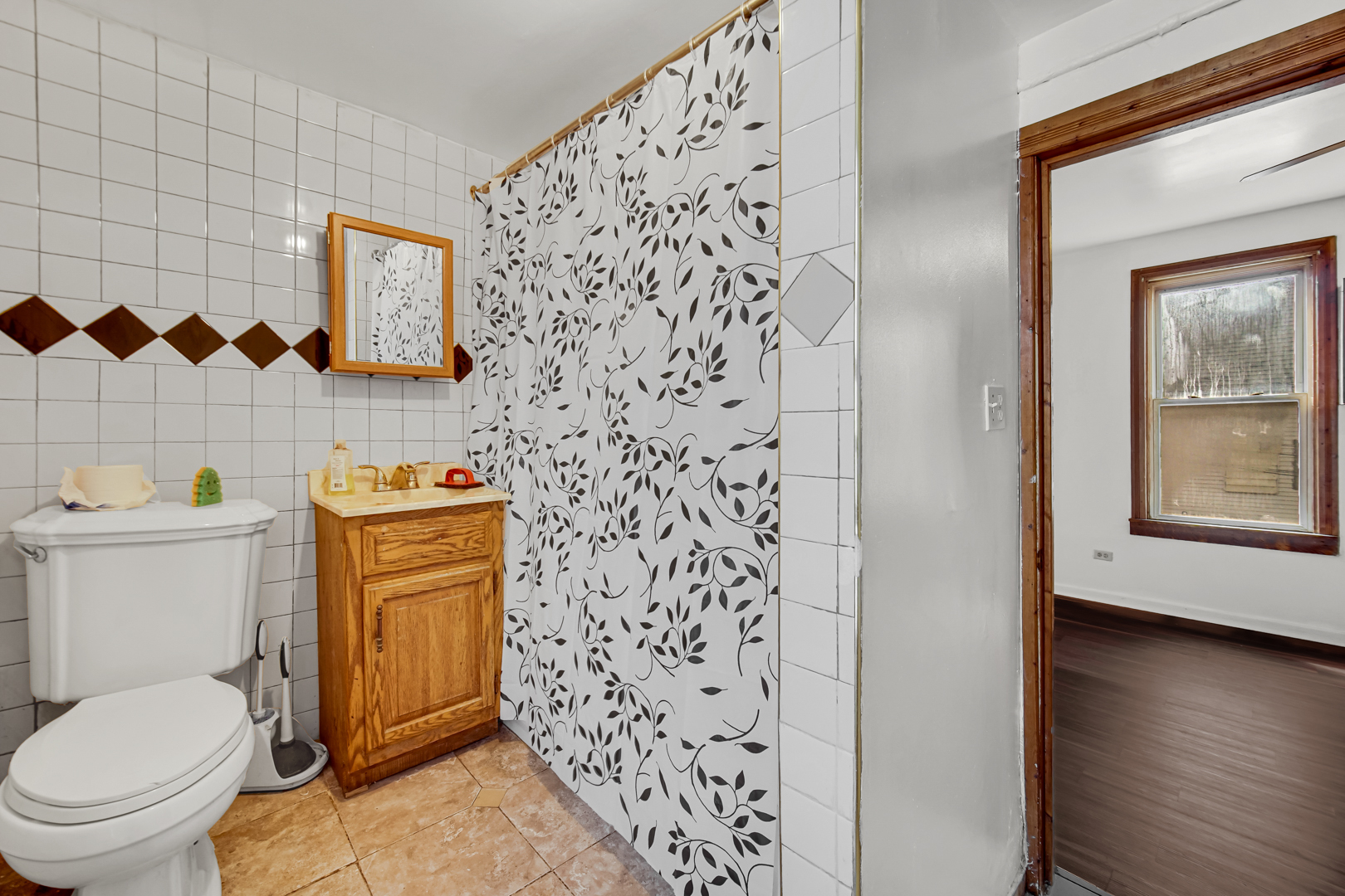 2631 South Sawyer Avenue Chicago IL 60623