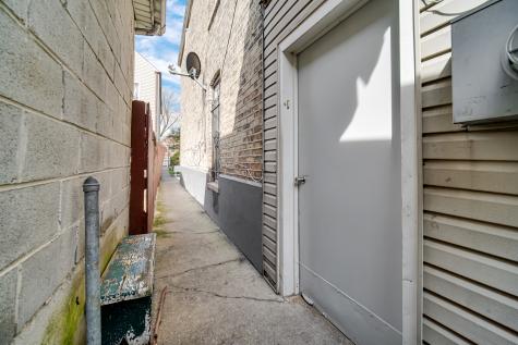 2631 South Sawyer Avenue Chicago IL 60623