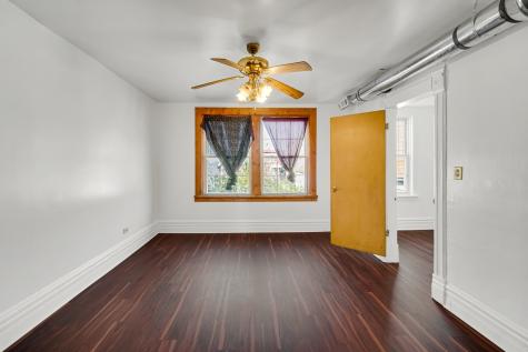 2631 South Sawyer Avenue Chicago IL 60623