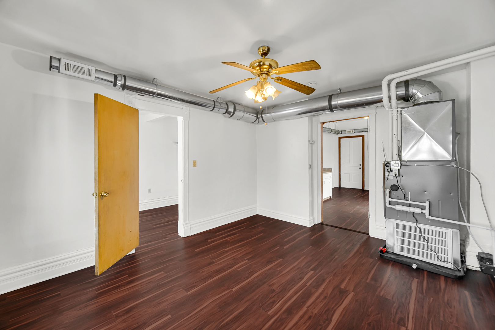 2631 South Sawyer Avenue Chicago IL 60623