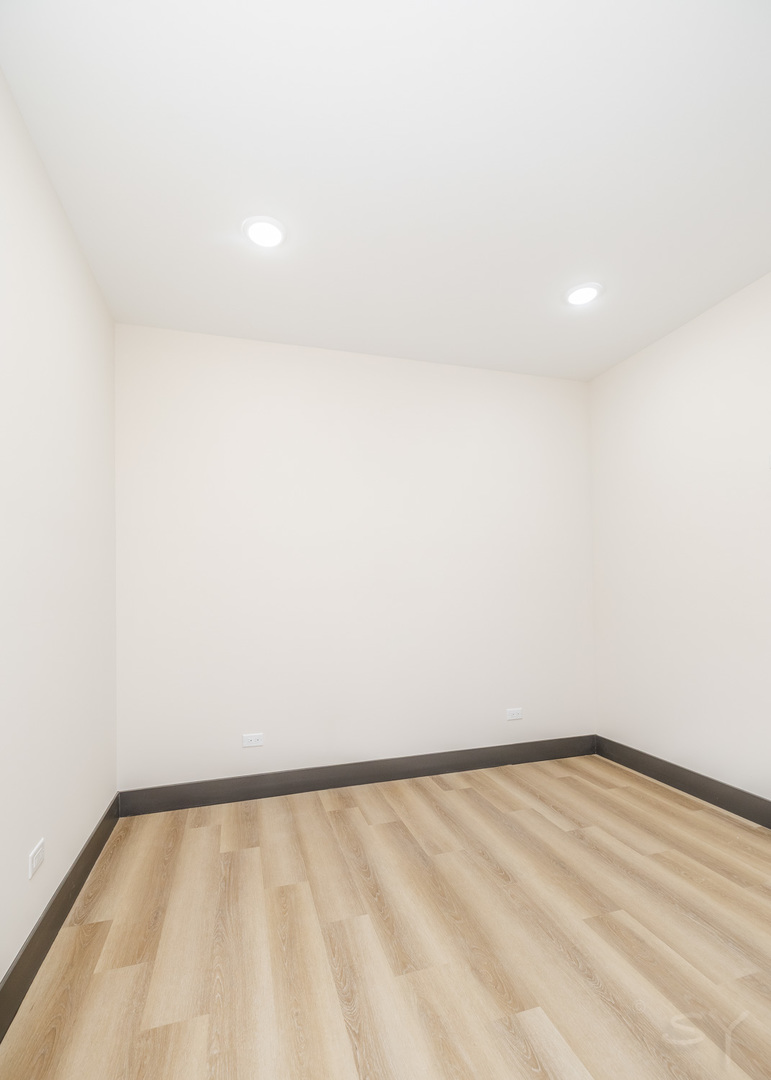 5643 South Prairie Avenue Chicago IL 60637