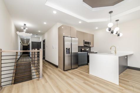 5643 South Prairie Avenue Chicago IL 60637