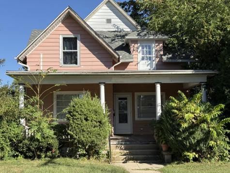 430 Shaw Street Rockford IL 61104
