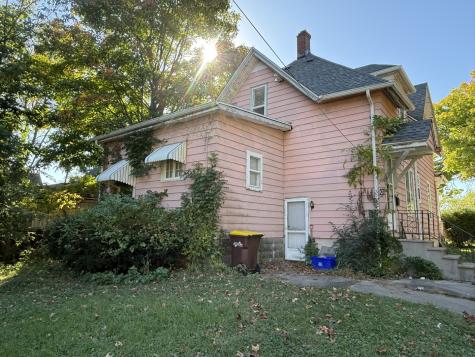 430 Shaw Street Rockford IL 61104