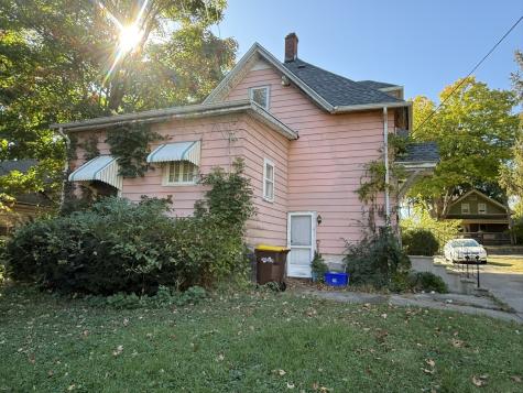 430 Shaw Street Rockford IL 61104