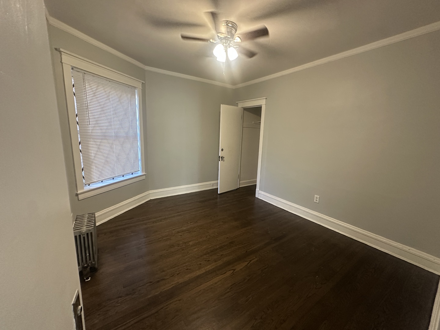 8004 South May Street Chicago IL 60620