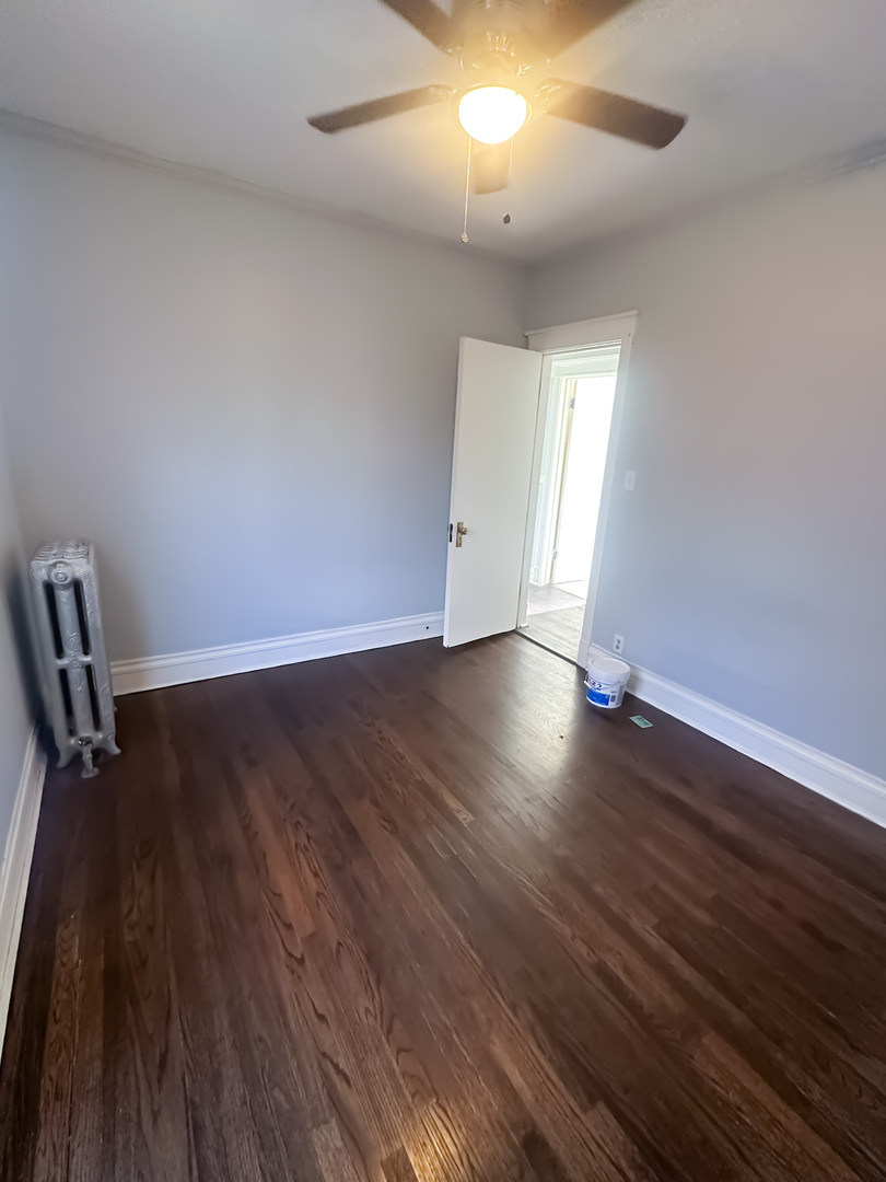 8004 South May Street Chicago IL 60620