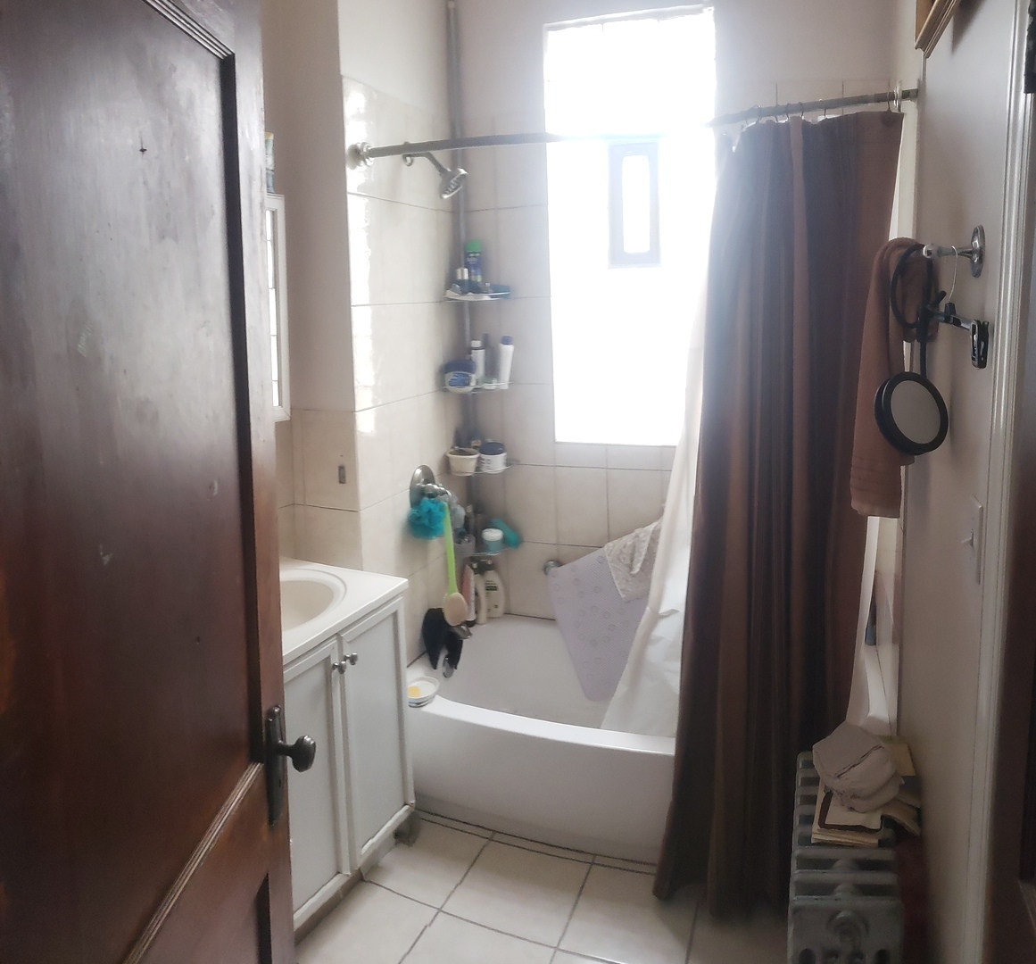 4234 West Congress Parkway Chicago IL 60624