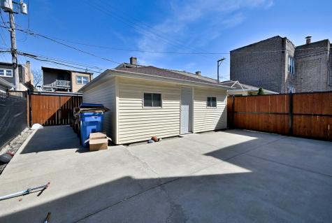 2025 North Laporte Avenue Chicago IL 60639