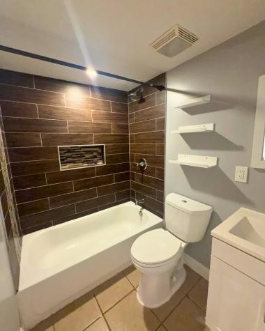 447 West 81st Street Chicago IL 60620