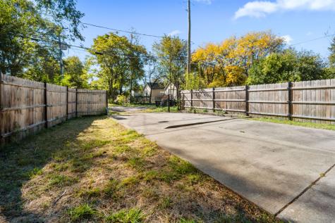 447 West 81st Street Chicago IL 60620