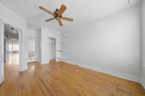 7960 South Phillips Avenue Chicago IL 60617