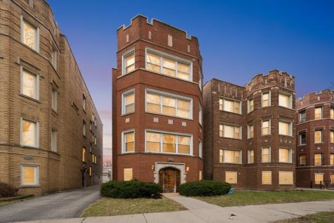 7960 South Phillips Avenue Chicago IL 60617