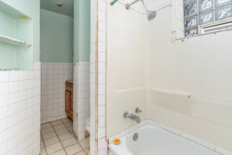 5239 South Ingleside Avenue Chicago IL 60615