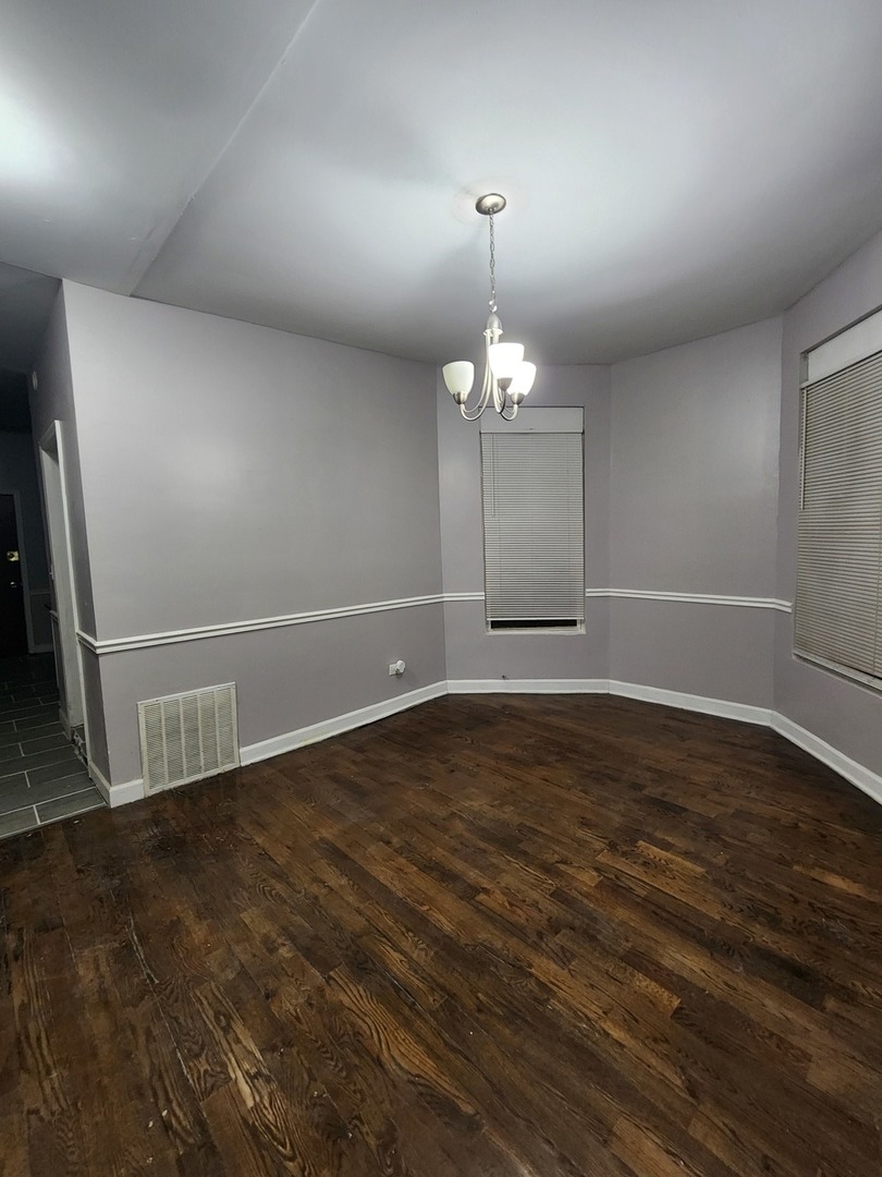 6315 South Eberhart Avenue Chicago IL 60637