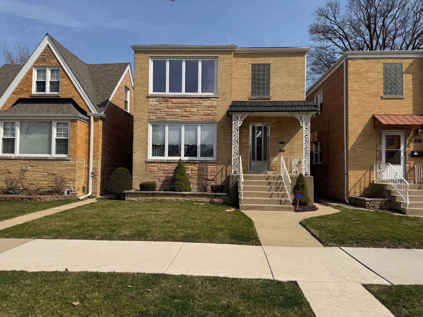 5805 North Merrimac Avenue Chicago IL 60646