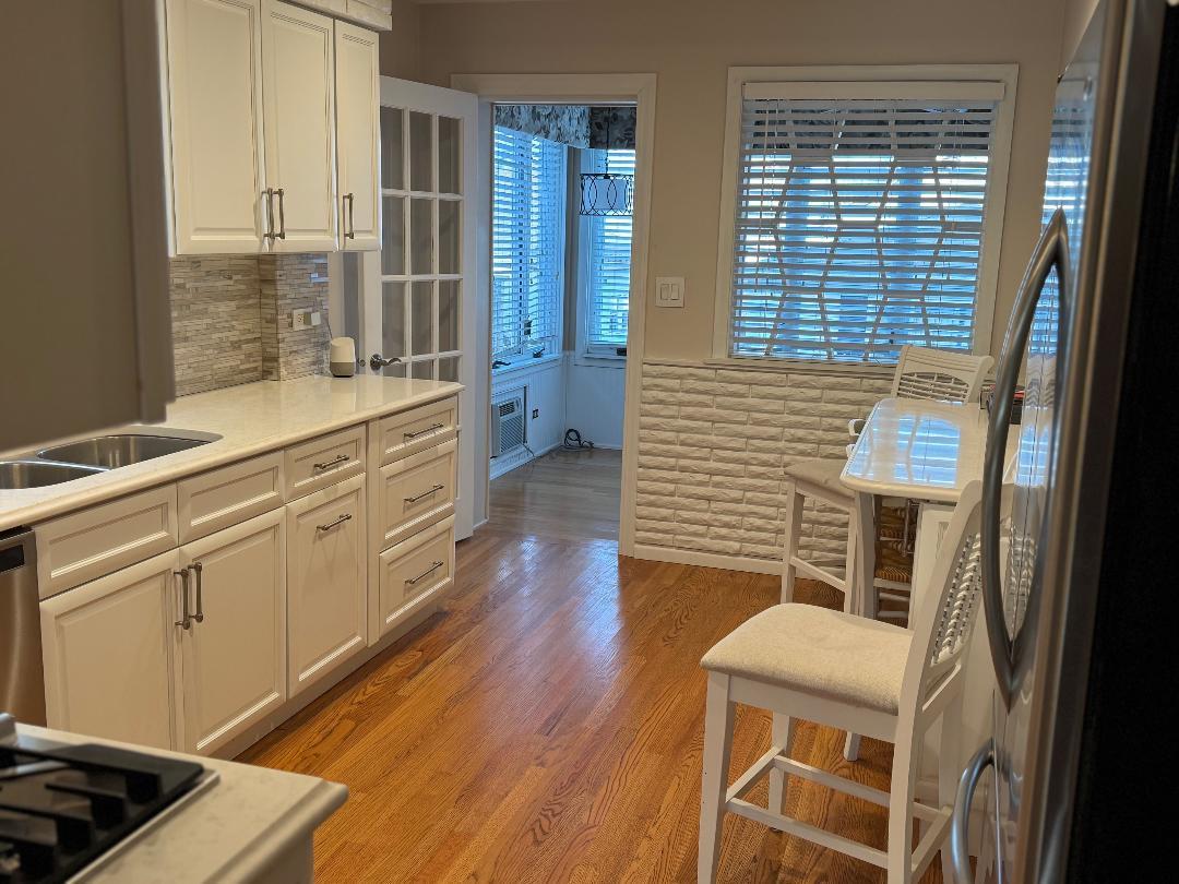 5805 North Merrimac Avenue Chicago IL 60646