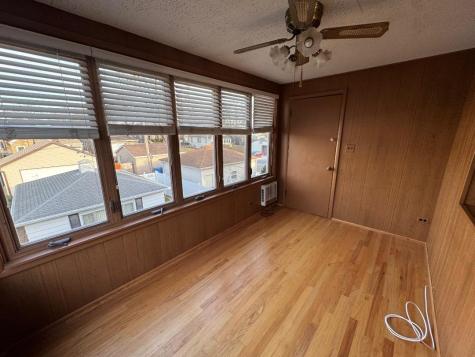 5805 North Merrimac Avenue Chicago IL 60646