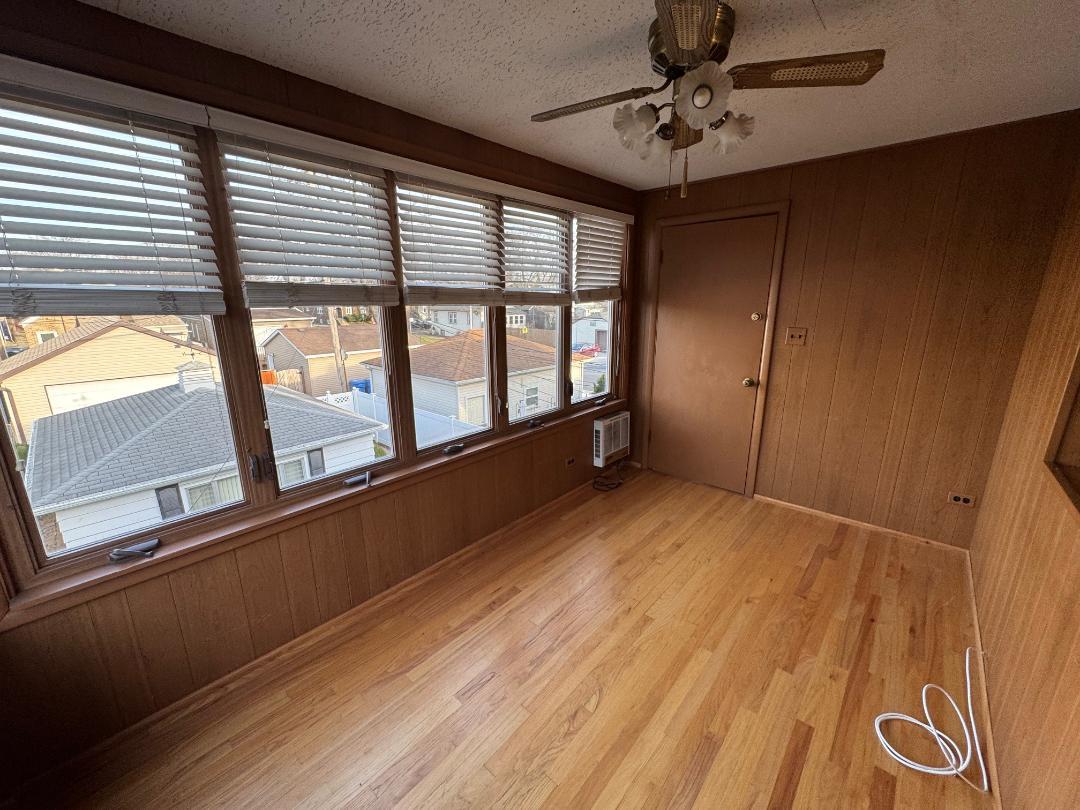 5805 North Merrimac Avenue Chicago IL 60646