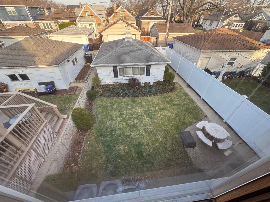 5805 North Merrimac Avenue Chicago IL 60646