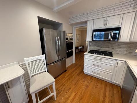 5805 North Merrimac Avenue Chicago IL 60646