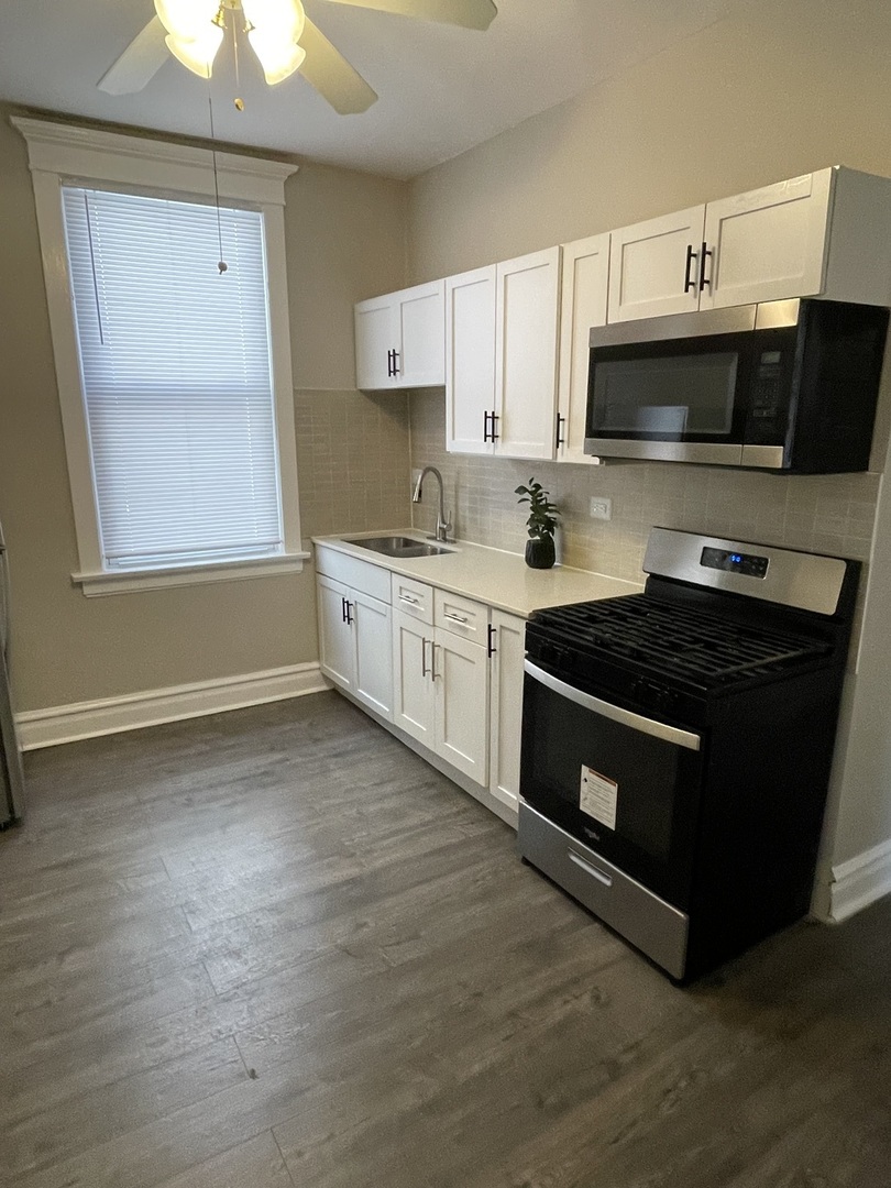 7704 South Carpenter Street Chicago IL 60620