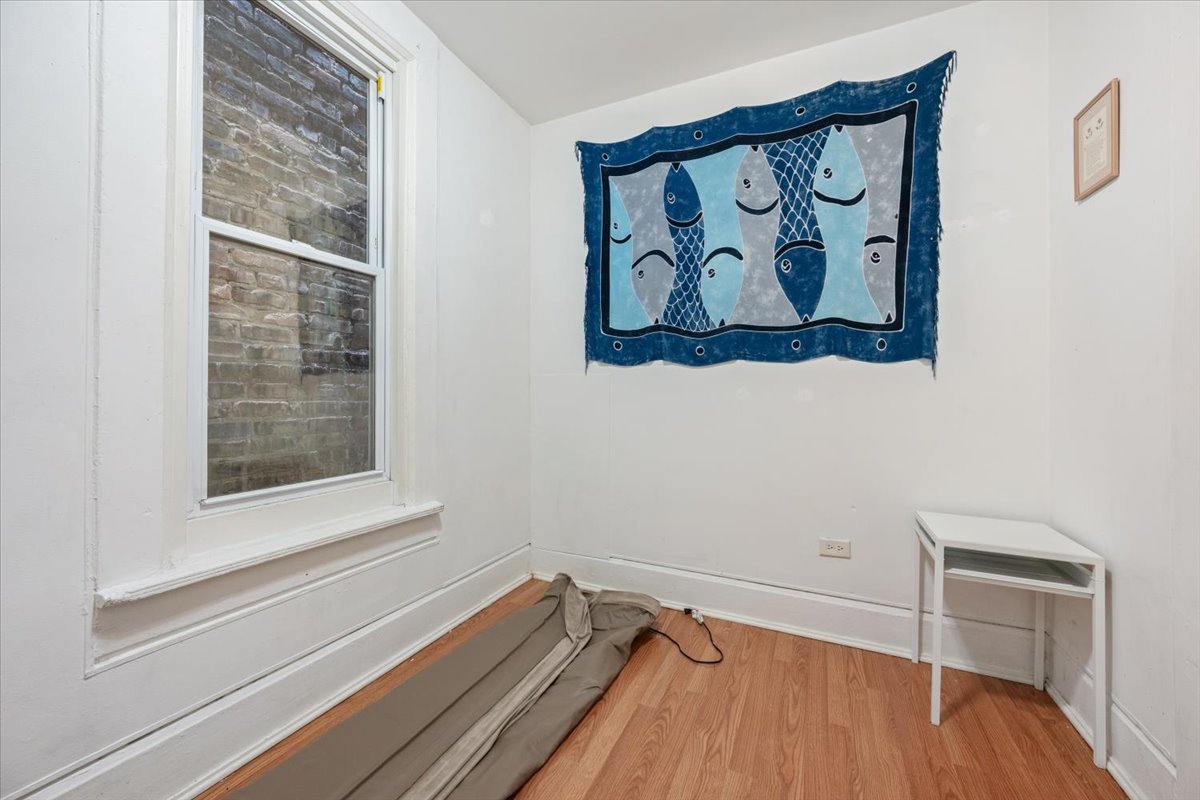 934 West 35th Place Chicago IL 60609