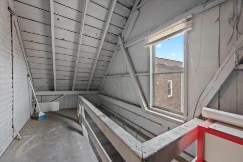 934 West 35th Place Chicago IL 60609