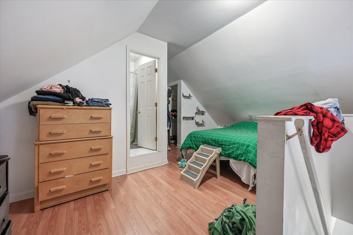 934 West 35th Place Chicago IL 60609