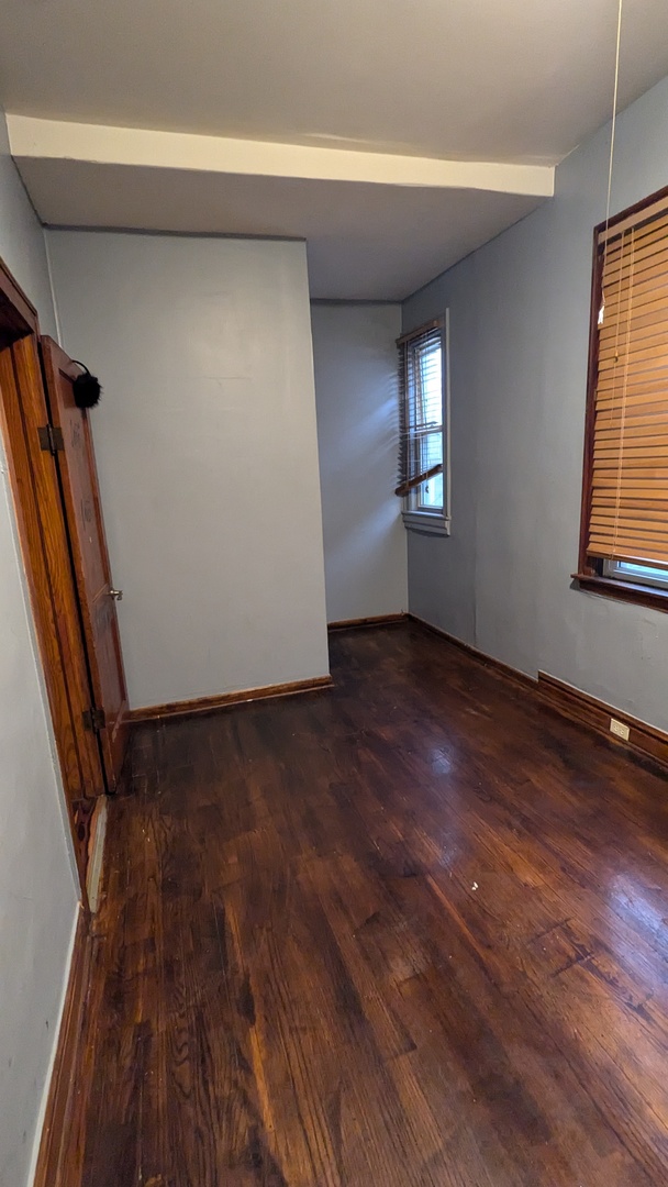 8112 South Exchange Avenue Chicago IL 60617