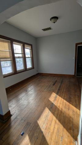 8112 South Exchange Avenue Chicago IL 60617