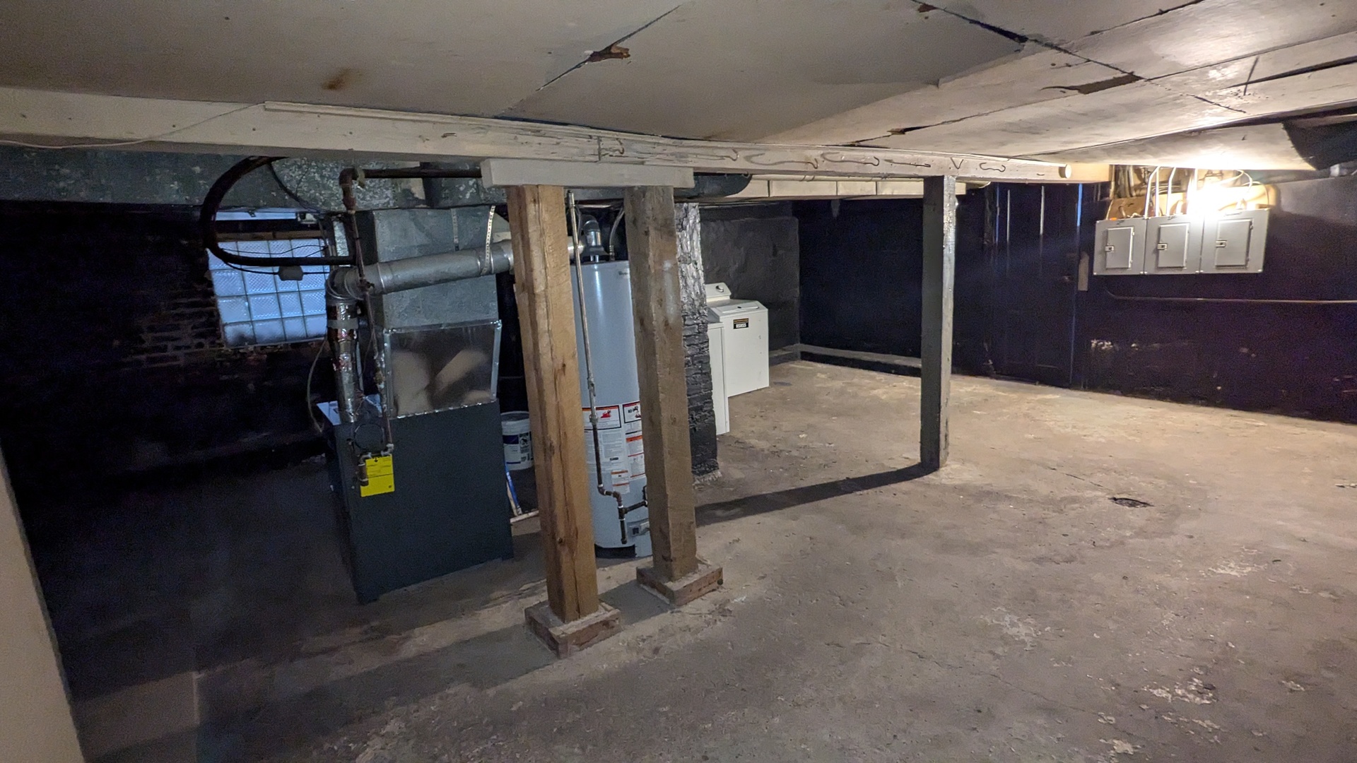 8112 South Exchange Avenue Chicago IL 60617