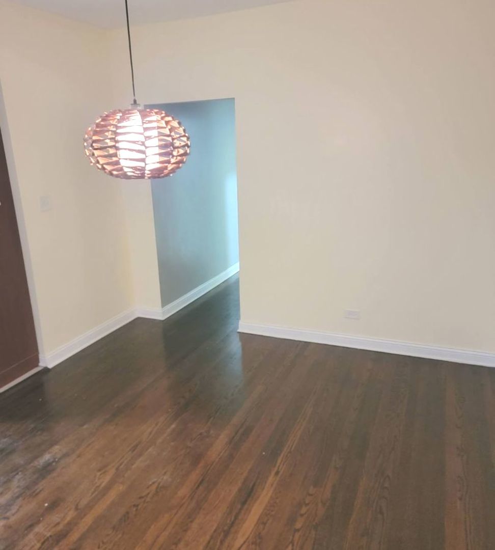6639 South Rhodes Avenue Chicago IL 60637