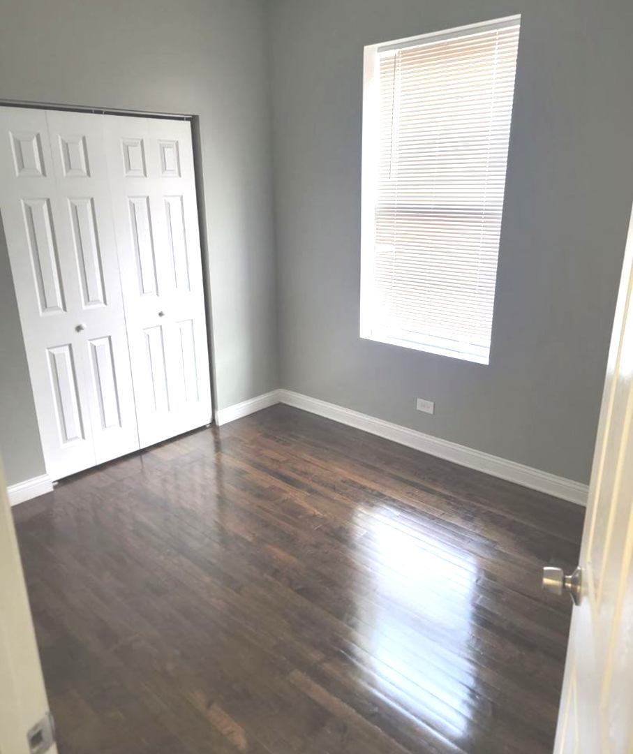 6639 South Rhodes Avenue Chicago IL 60637