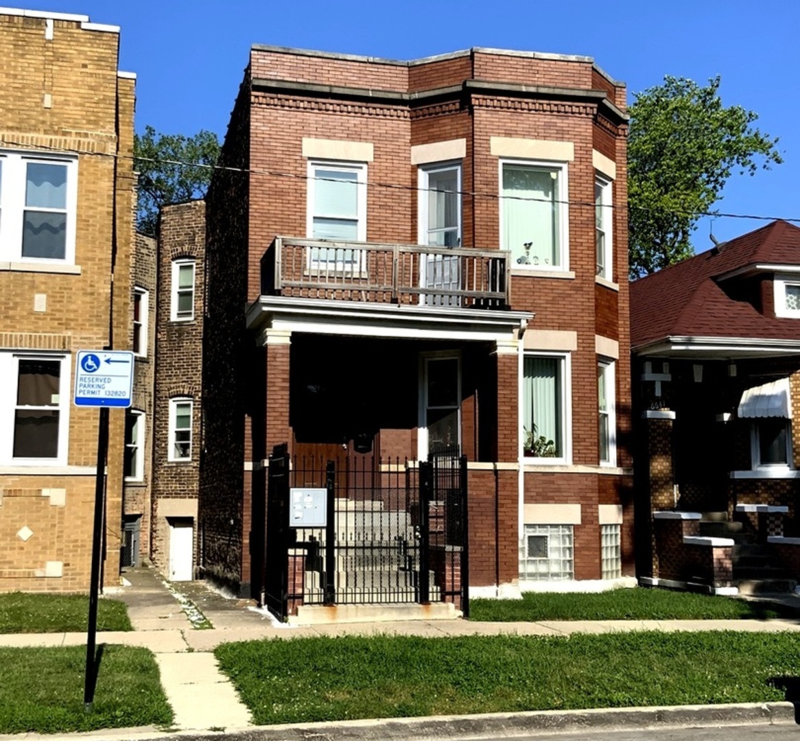 6639 South Rhodes Avenue Chicago IL 60637