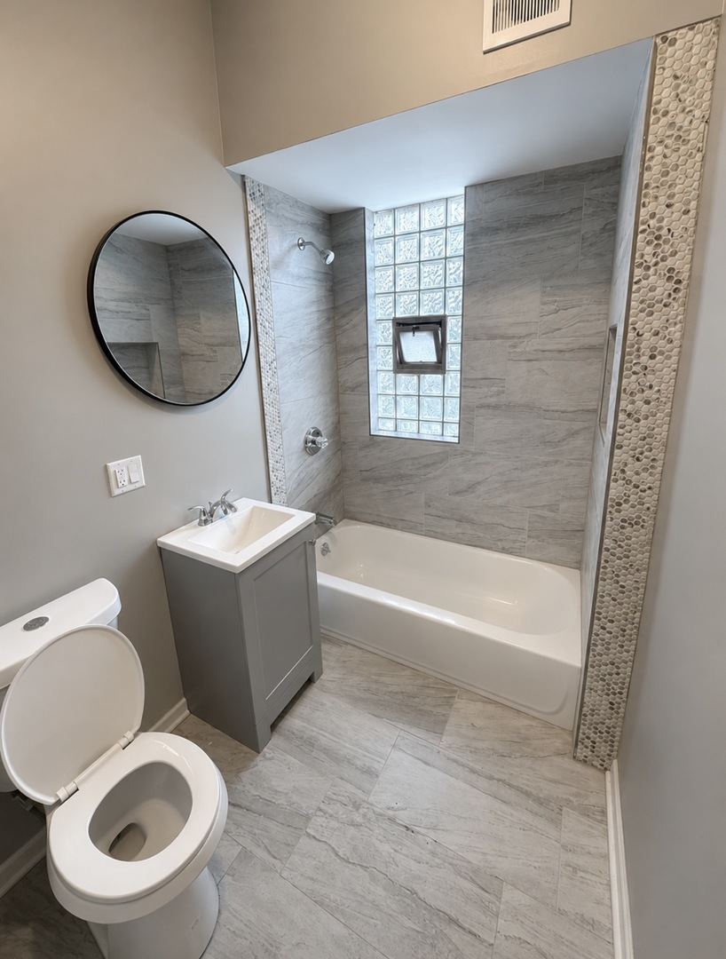 8153 South South Shore Drive Chicago IL 60617