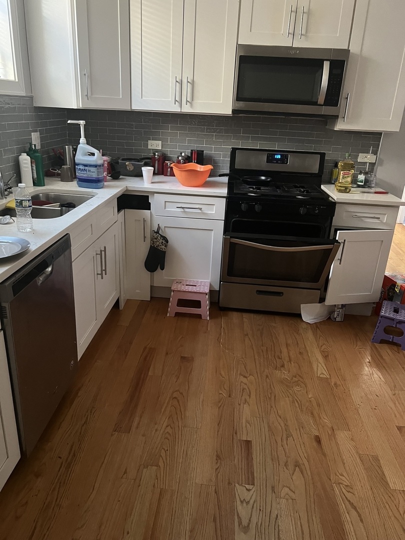 7826 South Morgan Street Chicago IL 60620