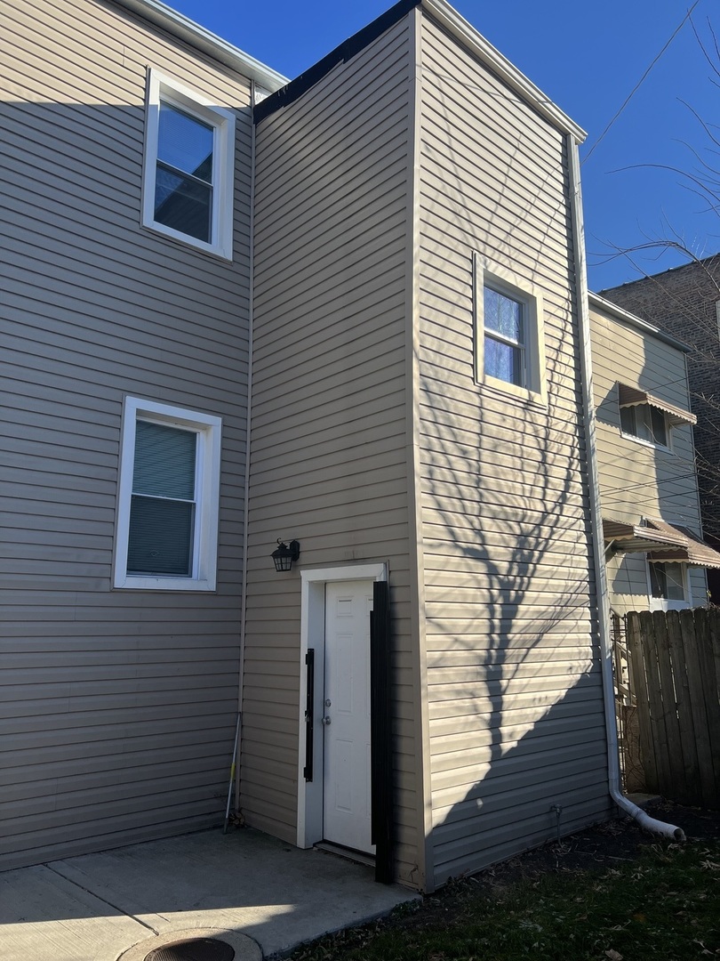 7826 South Morgan Street Chicago IL 60620