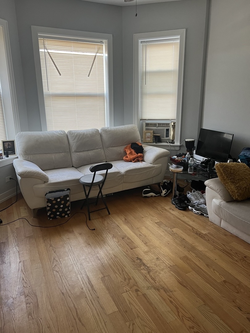 7826 South Morgan Street Chicago IL 60620