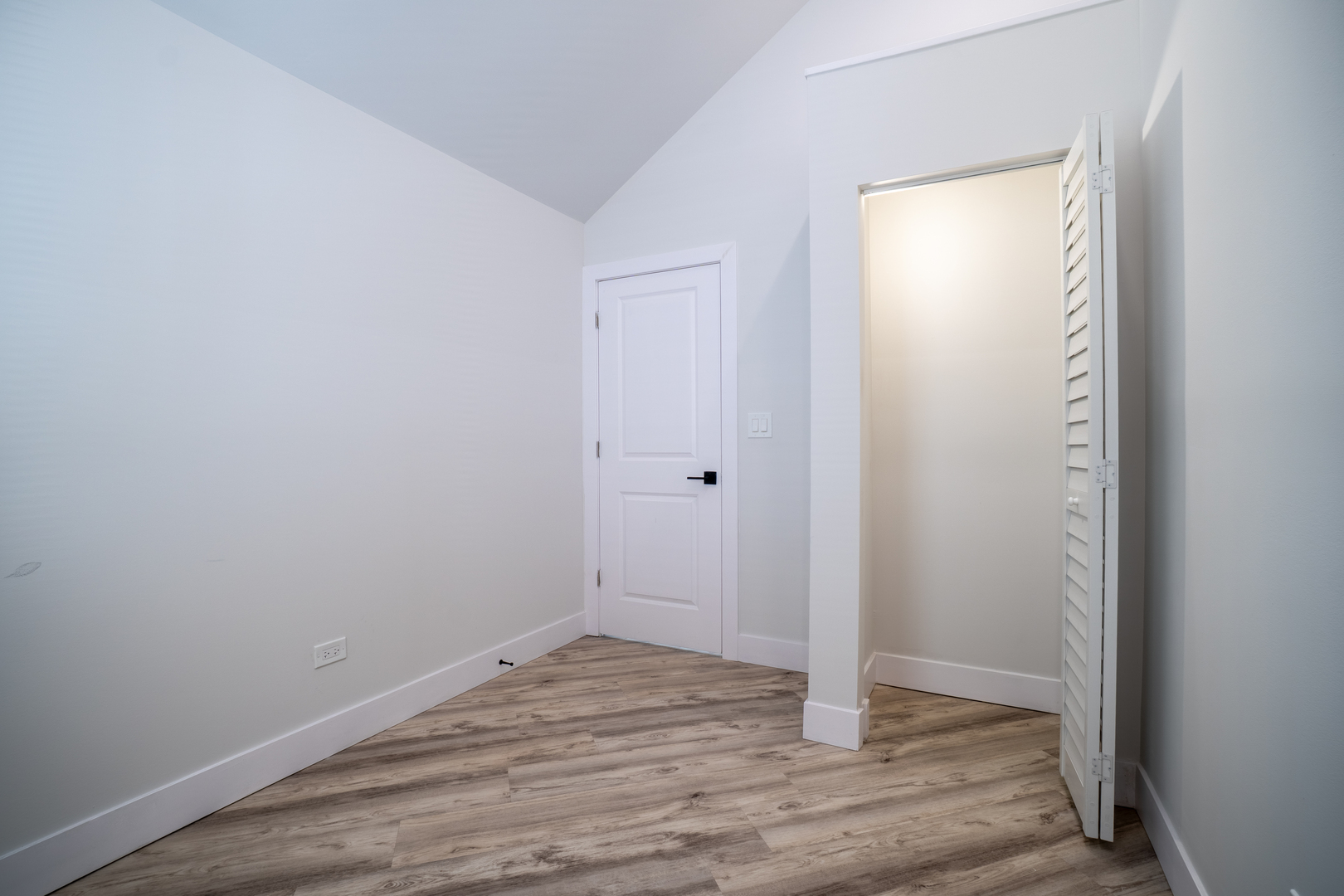 1425 West 16th Street Chicago IL 60608