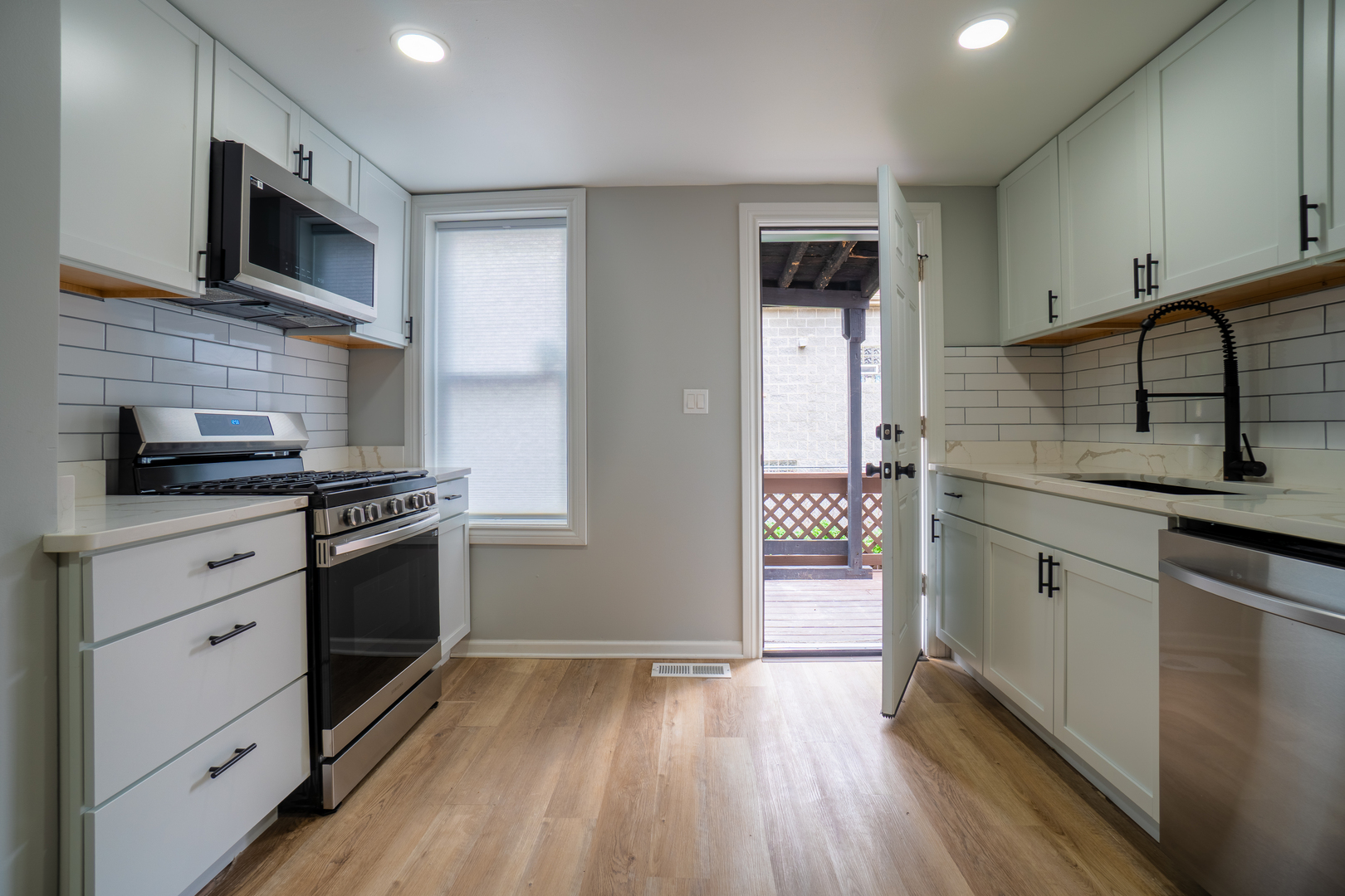 1425 West 16th Street Chicago IL 60608