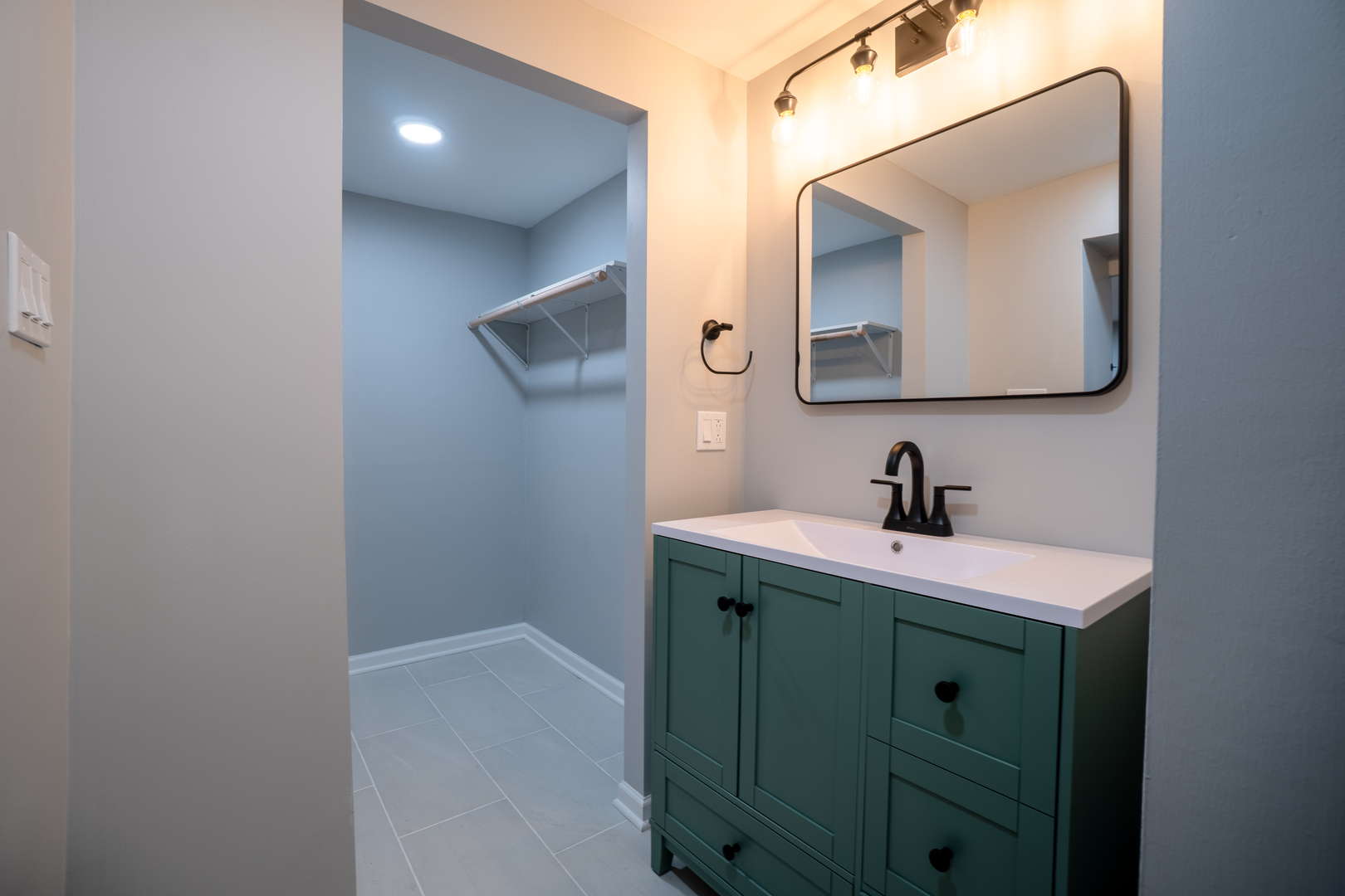 1425 West 16th Street Chicago IL 60608