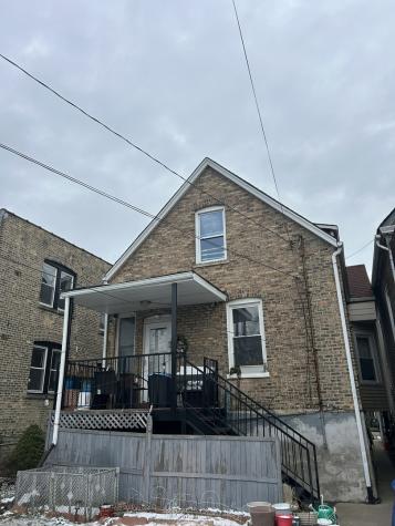 4142 North Bernard Street Chicago IL 60618